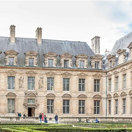 Studio Rue Des Tournelles Apartment *